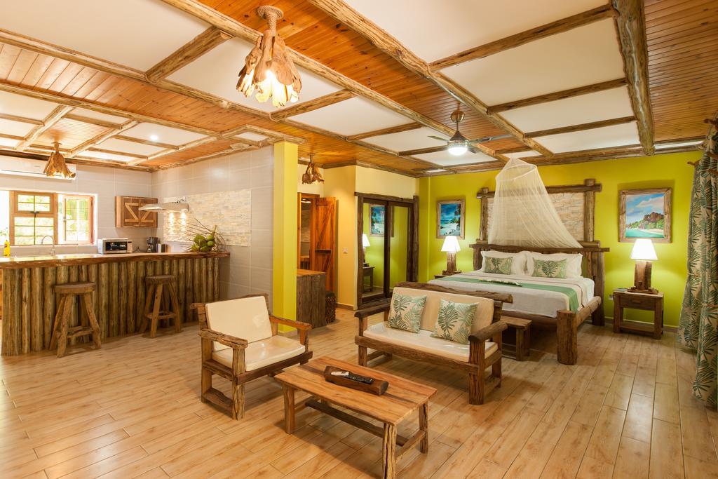 Anse Severe Beach Villas La Digue Exterior photo